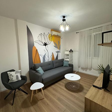 Eleven Apartment Podgorica Luaran gambar